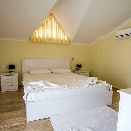 Villa Grand Adil 1 Ve 2